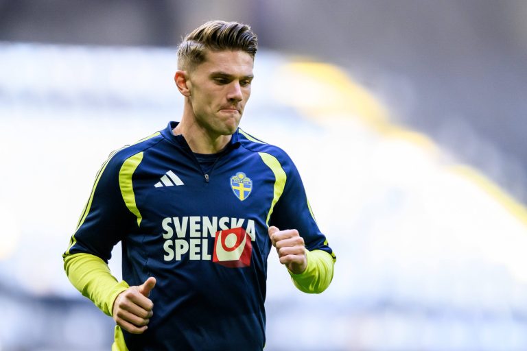 The writing’s on the wall: Viktor Gyokeres faces a brutal battle for his Arsenal future
